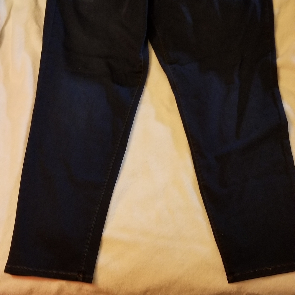 Jeans - Picture 3 of 4